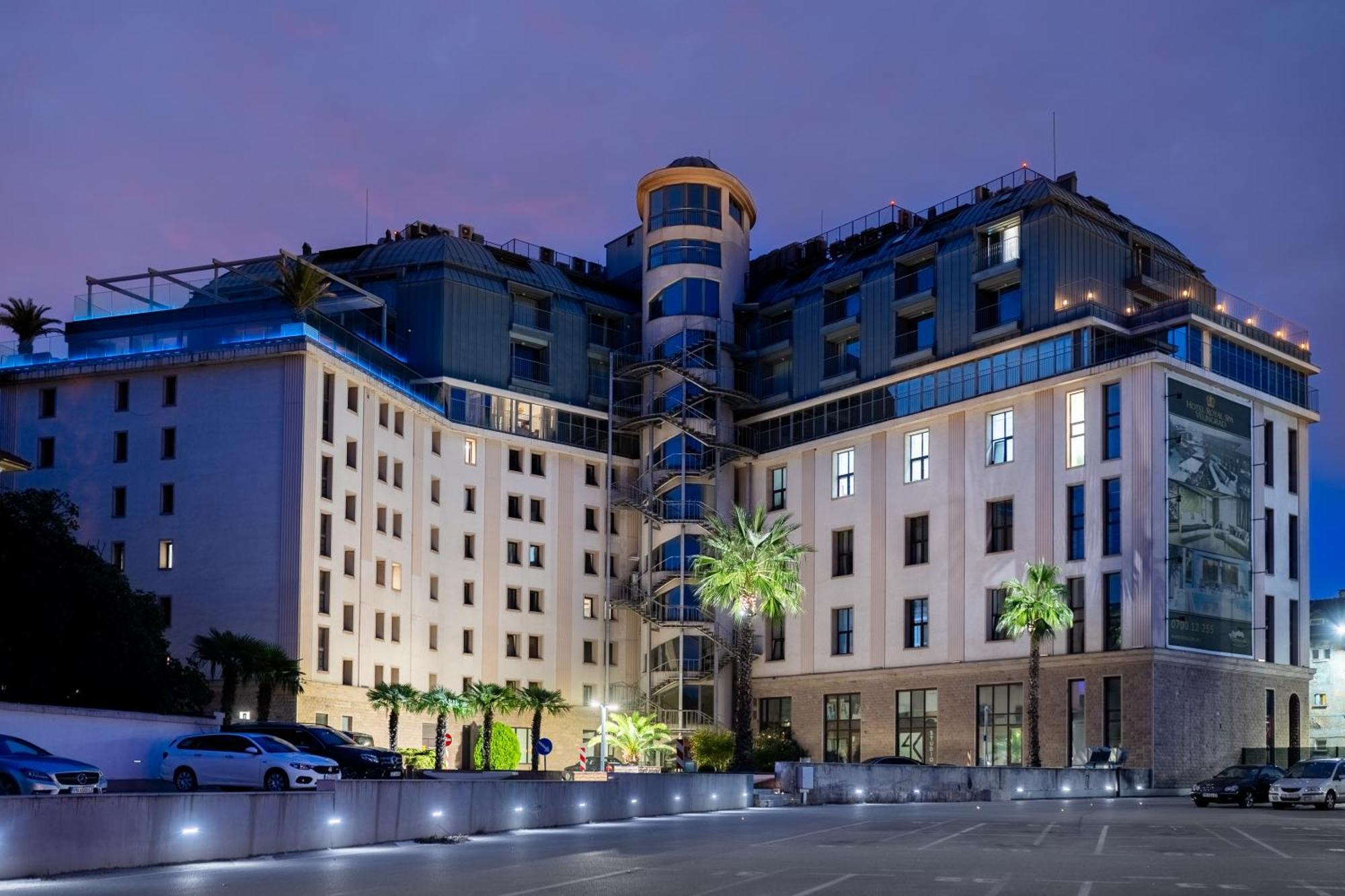 Capital City Center Apart Residence Plovdiv Exteriér fotografie